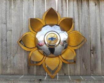 Free shipping - Chevy hubcap flower with lotus petals rusted metal wall hanger yard art