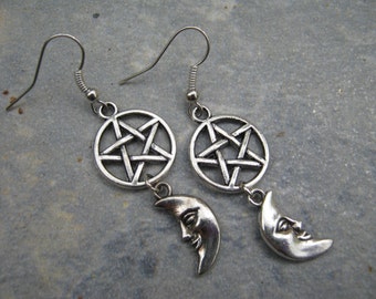 Pentacle Moon Earrings, Cresecent Moon Earrings, Antique SILVER Dangle Earrings, Wiccan Pagan Earrings, Nature Wicca Jewelry, Pentagram