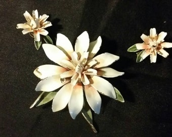Vintage flower brooch and clip-on earrings