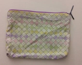 Kit Harlequin (makeup, toiletries, school)