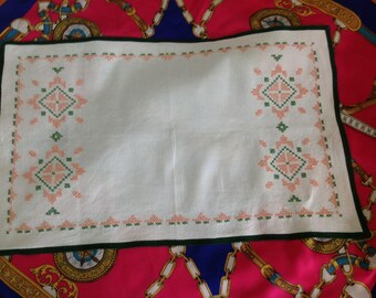 White ecru doily vintage late 20 century.
