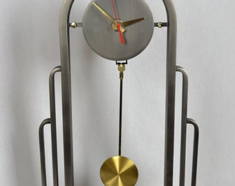 DIA Design Institute of America Mid Century Modern Mantle Clock