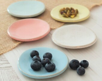Ceramic dish, handmade dish, small plate, small dish, dipping plate, ring dish, earring dish, handmade gift, housewarming gift, pottery dish