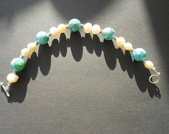 Sugilite bracelet and freshwater pearls