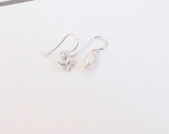 Silver earrings with bird and Freshwater Pearl