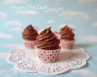 Fake Cupcake Chocolate Faux Romantic Valentine Hearts Kitchen Decoration Food Prop