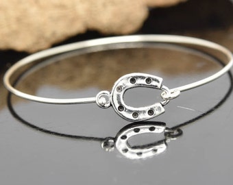 Horseshoe Bangle, Sterling Silver Bangle, Horseshoe Bracelet, Stackable Bangle, Bridesmaid Bangle, Bridesmaid jewelry, Bridal Bracelet