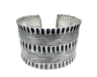 Sterling Silver Wide Cuff Bracelet, Boho Cuff Bracelet,Wide Tribal Cuff Bracelet,Gypsy silver cuff, Statement cuff,Oxidized Silver, Handmade