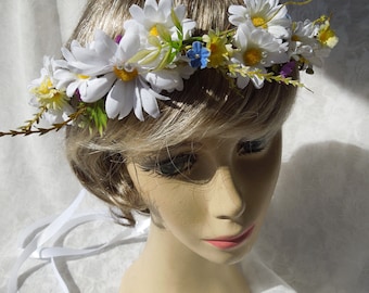 Boho daisy wreath,daisy bridal hair piece,daisies and pearls,white hair circlet,blue daisies,yellow daisy hair vine,daisy flower crown