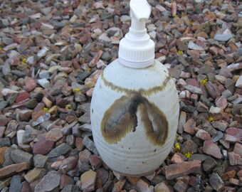 Stoneware Soap Pump, Hand Lotion Pump with a Feather Motif, Native American Soap Pump, White Washed Soap/Lotion Pump. Neutral Decor, Feathe