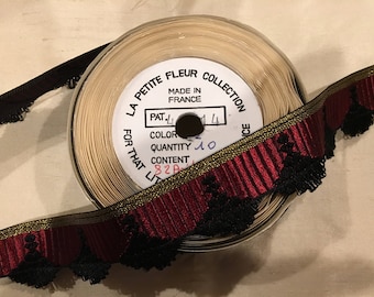 Antique Vintage French Embroidered Ribbon, 1"