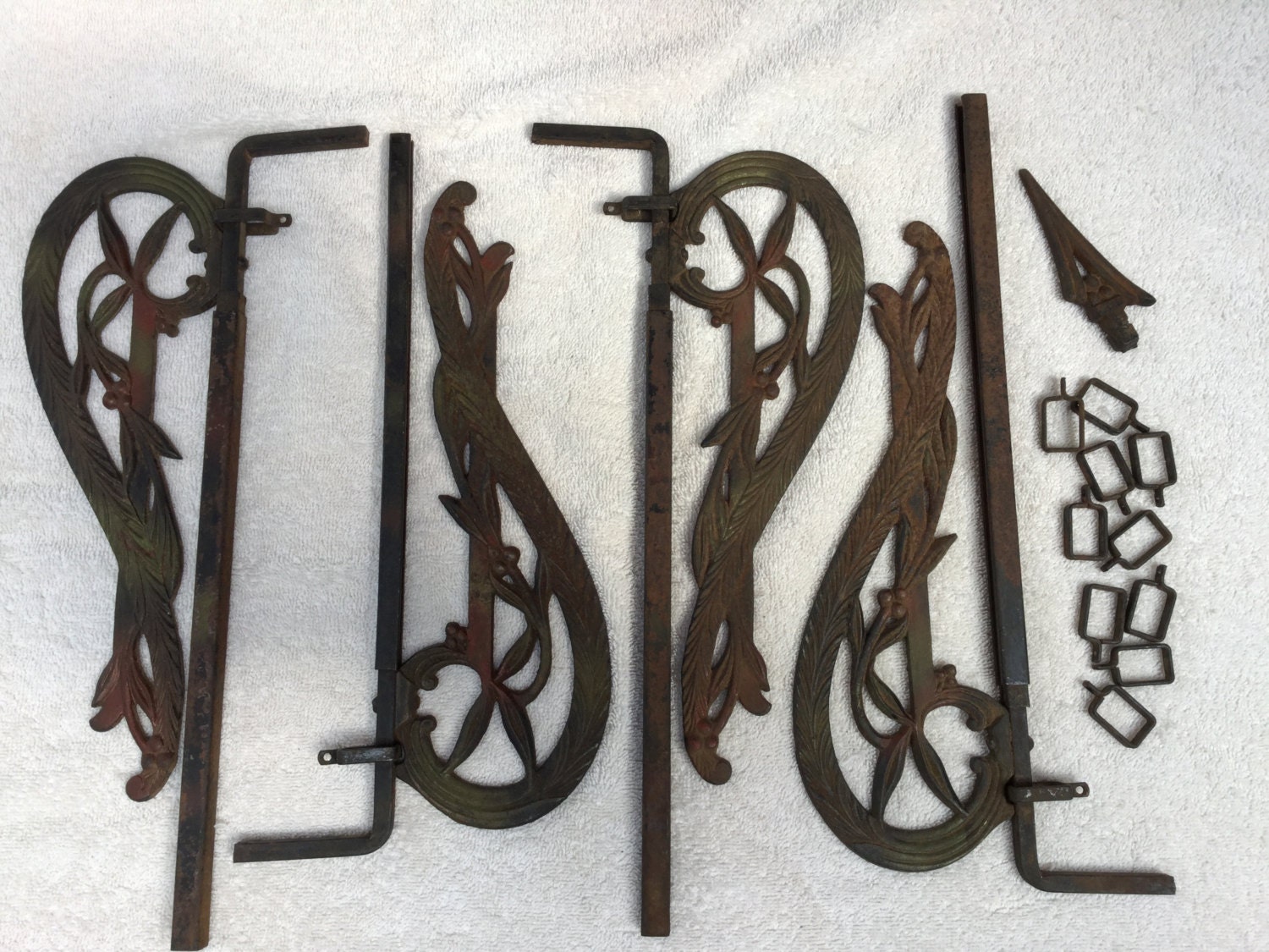 Antique Berry Vine Swing Arm Curtain Rod Set Cast Iron Salvage