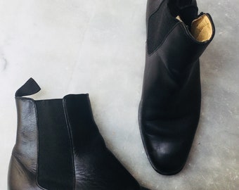 Vintage chelsea boots
