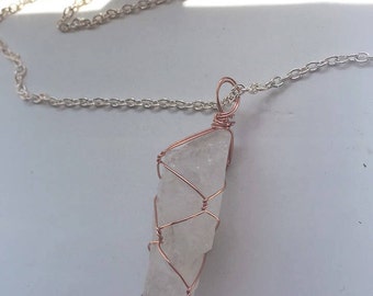 Wire wrapped quartz crystal