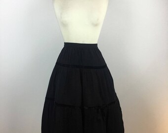 Vintage 1940s Skirt - 40s Black Crepe Swing Skirt - Velvet Bow Trim - Full Swing Midi Circle Formal - Medium - UK 12 / US 8 / EU 40