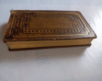 Old Prayer Book 1930. Vintage old book. Missel Du Christ-Roi. Gift For Collection.Souvenir For Family.Pocket Book. FREE SHIPPING