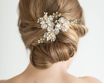Wedding Hair Pin, Bridal Hair Pin, Pearl Hair Pin, Flower Hair Pin, Gold Bridal Hair Pin, Rose Gold Pin