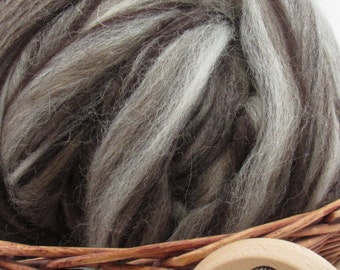 Mixed Jacob Wool Top Roving - Undyed Natural Spinning & Felting Fiber / 1oz