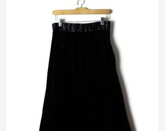 ON SALE Vintage Gunne Sax Black Velour Flare Skirt from 80's/Minimal/Minimalist