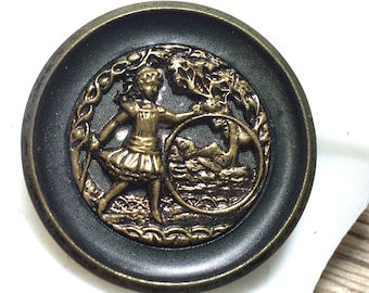 Vintage Kate Greenaway vintage button collectibles sewing