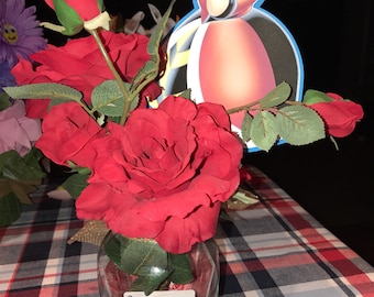 Queen (or king) of hearts centerpieces