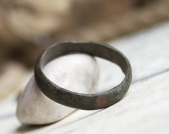 vintage ring found in a private dig... size 10... x 306