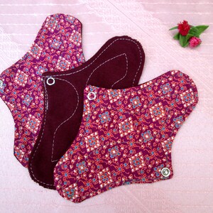 Set of 3 DAILY Panty-liners~ washable panty liners~ cotton reusable pads~ for daily use/ light flow period days/ tampon backup~ natural eco!