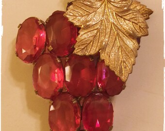 Fabulous Vintage Grapes Brooch