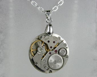 Watch movement Steampunk Pendant , Steampunk Jewelry , Steampunk Jewelry , Clockwork Pendant