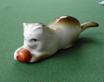 ZSOLNAY porcelain, cat with ball