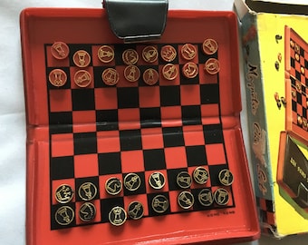 Vintage Magnetic Chess Set Complete In Original Box Made In Hong Kong