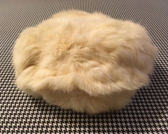 1960’s, fur, beret, in off white