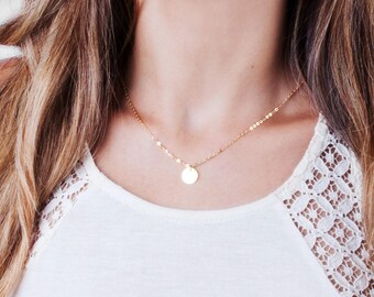 Gold Disc Necklace, Small Disc Necklace, Letter Disc Necklace, Personalized Necklace, Minimalist Necklace, Initial Necklace, Disk Necklacde
