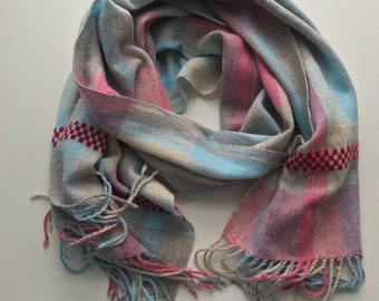 Handwoven 80s lambswool scarf