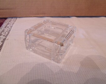 Glass Powder Dish, (# 124/8)