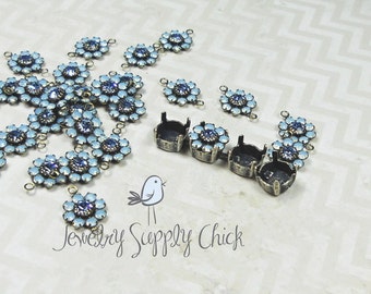 Air Blue Opal / Lt. Sapphire Swarovski crystal flower (x6)