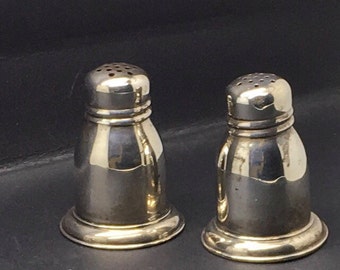 Vintage Birks Sterling Silver Salt & Pepper Shakers Gadroon Vintage Birks Sterling Silver Salt & Pepper Shakers Gadroon