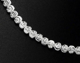 30 of 925 Sterling Silver Diamond Cut Spacer Beads 3mm. :th2273