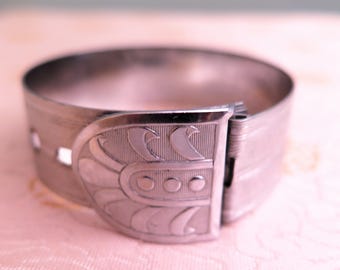 Vintage Art Deco Bangle - Silver Tone Art Deco Bangle - Engraved Bangle - Belt Style Bangle - Gift for Her - 1930s Bangle - Buckle Bracelet
