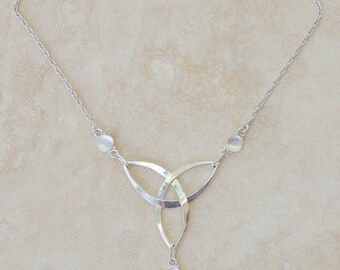 Silver Moonstone Triquetra Necklace, Silver Knotwork Jewelry, Knotwork Necklace, Silver Celtic Necklace, Celtic Triquetra