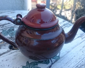 Vintage brown Enamel Tea Kettle, Enamel teapot