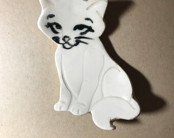 Ceramic Cat Dish, Cat Jewelry Dish, Cat Spoon Rest, Cat Tea bag Rest, Cat Change Rest, Cat holder, Gift for Cat Lovers, Valentines present