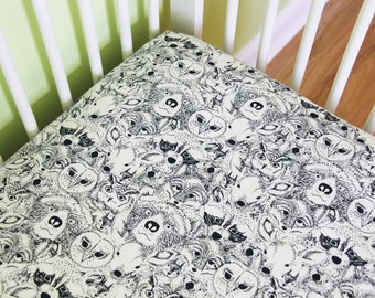 Fitted crib sheet, Crib bedding, Modern baby bedding, Woodland bedding, Woodland fitted crib sheet