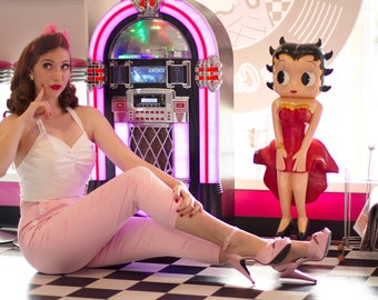 Peggy-Sue Pedal Pusher's | High Waisted Pink Capri's