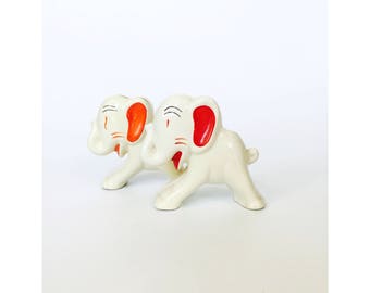 Vintage White Elephant Planters / Set of 2