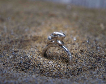 Ǝlement line rabbit silver ring