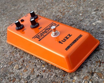 ToneTard - Tonebender MK11 Pro fuzz repro