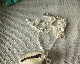 Silver plated necklace with starfish and seashell