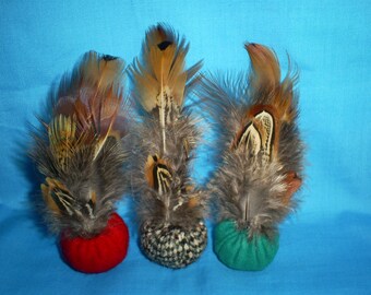 3 Recycled, felted wool and feathers. CAT TOYS with catnip.