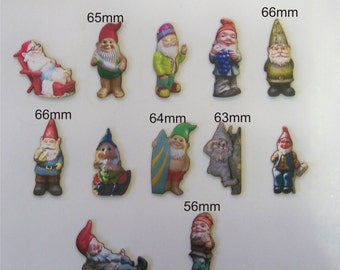 GARDEN GNOMES. A pack of 12 X little fellows